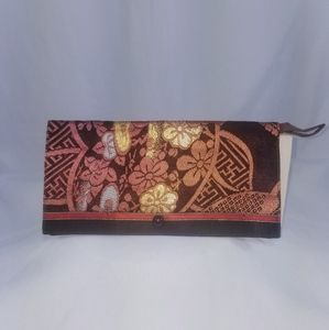 LOREDANA Artisan Antique Silk Kimono Wristlet